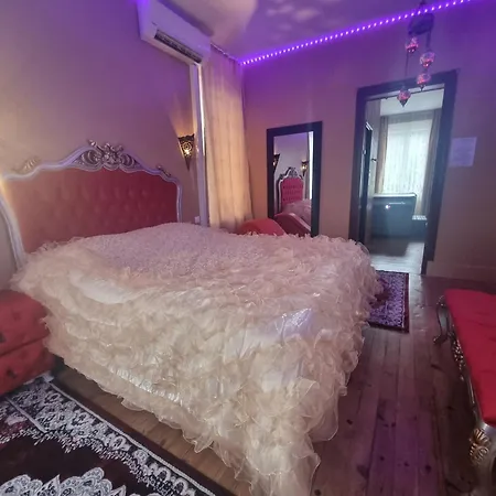 Love hotel Sultan By Les De Venus